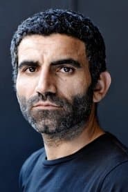 Aziz 脟apkurt