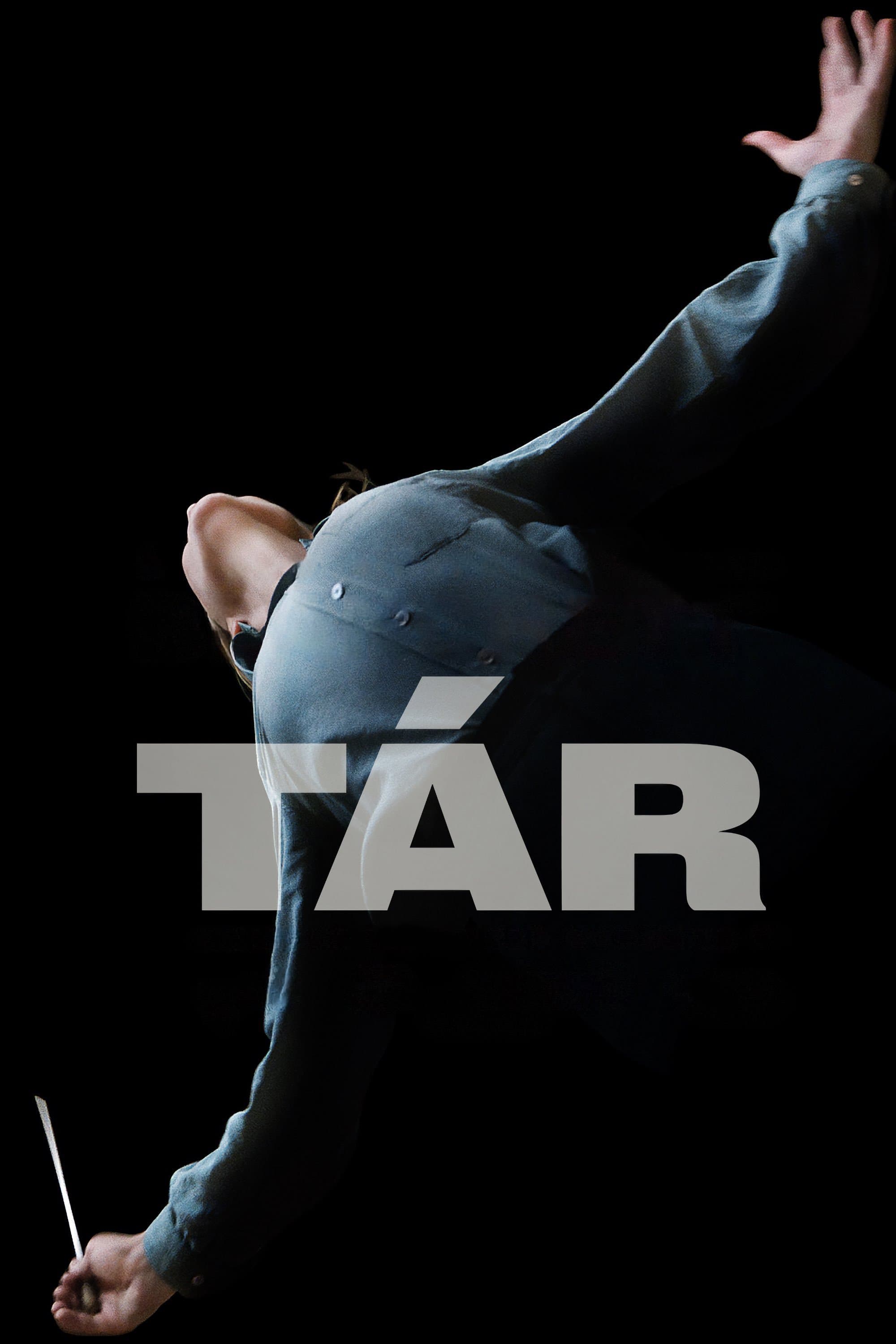 TĂR