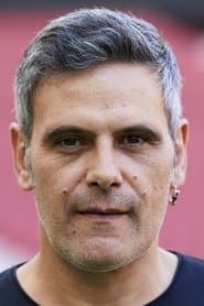 Roberto EnrĂquez